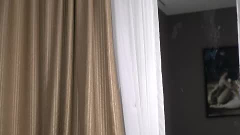 Roberta online show from 11.26.25