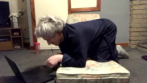 Robert online show from 02.04.25