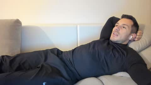 roberto4ever online show from 11.21.25