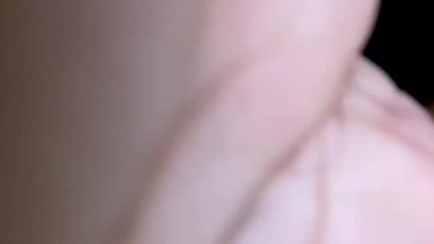 Snapshot of roberto925 chatting on 02.04.25 roberto925 online show from 02.04.25