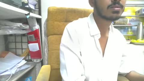 Robertsalia online show from 12.26.24