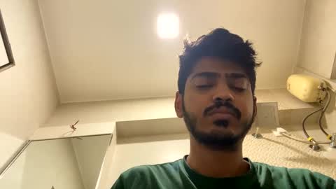 Snapshot of robertsalia220 chatting on 02.01.25 Robertsalia online show from 02.01.25