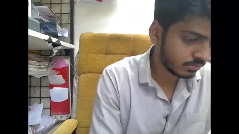 Snapshot of robertsalia220 chatting on 10.30.25 Robertsalia online show from 10.30.25