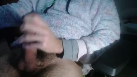 Snapshot of roberunxx chatting on 12.17.25 Rober online show from 12.17.25