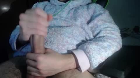 Snapshot of roberunxx chatting on 03.22.26 Rober online show from 03.22.26