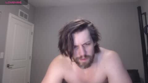 Snapshot of robknocks chatting on 11.07.25 Rob Knocks online show from 11.07.25