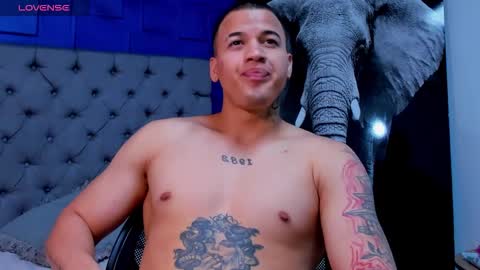 rocco_santos online show from 09.11.25