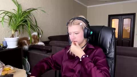 Anny online show from 02.04.26