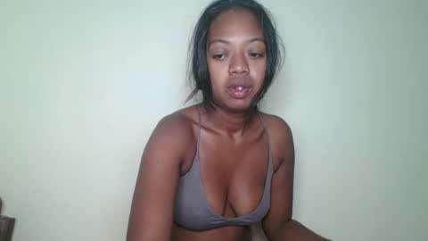 rochellinah online show from 05.03.26