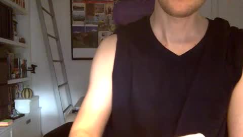 Snapshot of rocketviper chatting on 09.09.25 RocketViper online show from 09.09.25