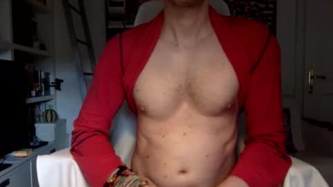 Snapshot of rocketviper chatting on 10.27.25 RocketViper online show from 10.27.25