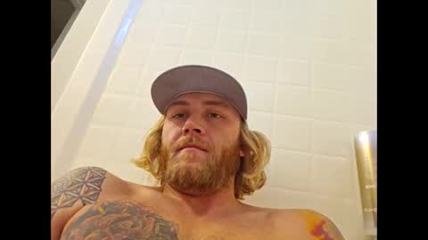 Snapshot of rockhardsurfers chatting on 12.25.24 rockhardsurfers online show from 12.25.24