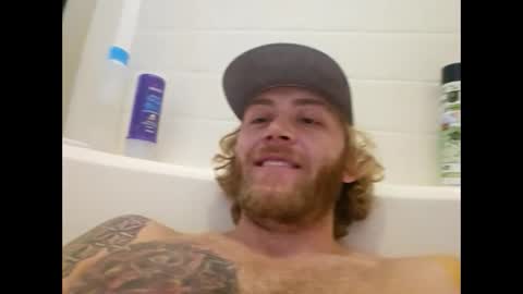 Snapshot of rockhardsurfers chatting on 02.19.25 rockhardsurfers online show from 02.19.25