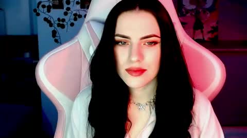 Sophie  online show from 12.07.24