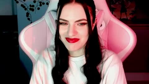 Sophie  online show from 12.12.24