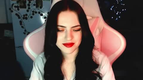 Sophie  online show from 12.18.24