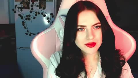 Sophie  online show from 12.20.24