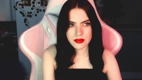 Sophie  online show from 12.22.24