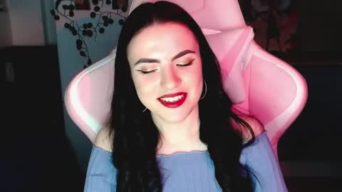 Sophie  online show from 02.20.25