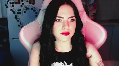 Sophie  online show from 02.28.25