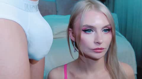 Lina and Den online show from 11.09.25