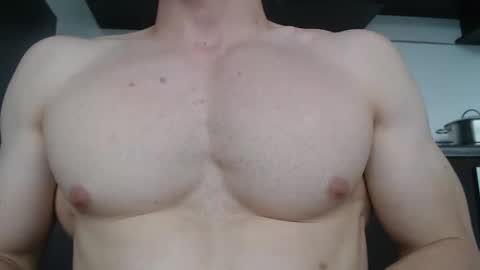 Snapshot of rocky_muscle chatting on 12.04.25 rocky muscle online show from 12.04.25