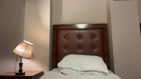 rockybee1 online show from 10.29.25