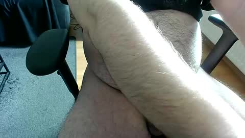 Snapshot of rockyy1900 chatting on 11.30.25 rockyy1900 online show from 11.30.25