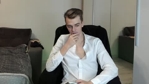 Snapshot of rokko_diamond777 chatting on 01.23.25 taylor fox online show from 01.23.25