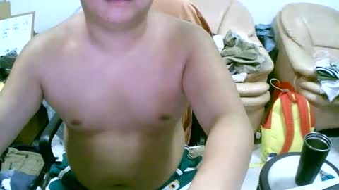 Snapshot of rolleacban chatting on 11.07.25 Rolleac online show from 11.07.25