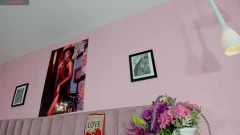 Snapshot of rolyloren chatting on 02.24.25 Marcela online show from 02.24.25