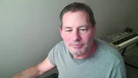 Snapshot of romander2017 chatting on 09.16.25 Wasati online show from 09.16.25