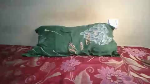 Emma online show from 11.21.25