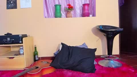 Is A Belle online show from 12.14.24