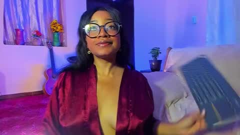 Is A Belle online show from 02.02.25