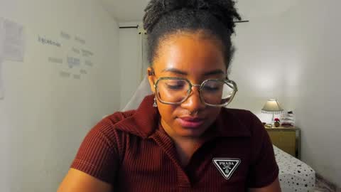 Is A Belle online show from 04.02.26