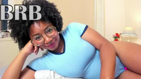 Snapshot of romantic_stargirl chatting on 07.22.26 Is A Belle online show from 07.22.26