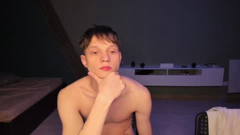 Snapshot of romeo_mercy chatting on 12.18.24 Romeo online show from 12.18.24