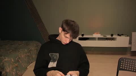 Romeo online show from 12.21.24