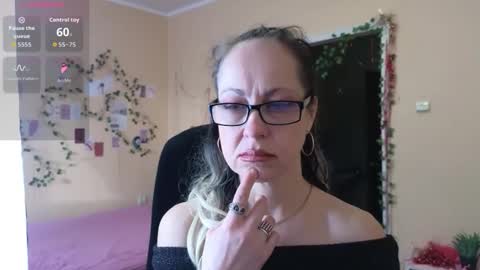 ronda_roni online show from 01.16.26