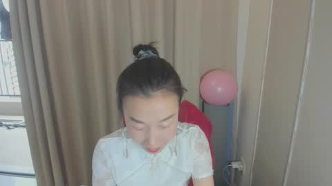 Snapshot of rongrong0329 chatting on 05.27.26 sui sui online show from 05.27.26