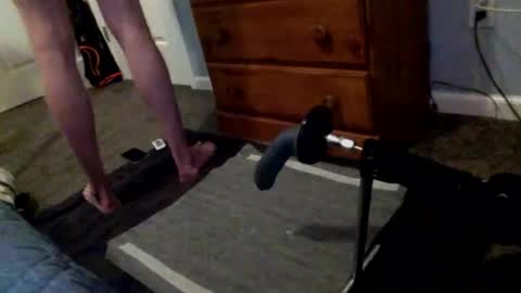 Roni Hall online show from 04.02.26