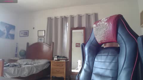 online 10pm-1am online show from 10.26.25