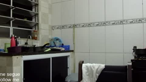 Snapshot of ronnispoto chatting on 01.10.25 ronny online show from 01.10.25