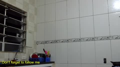 Snapshot of ronnispoto chatting on 02.13.25 ronny online show from 02.13.25