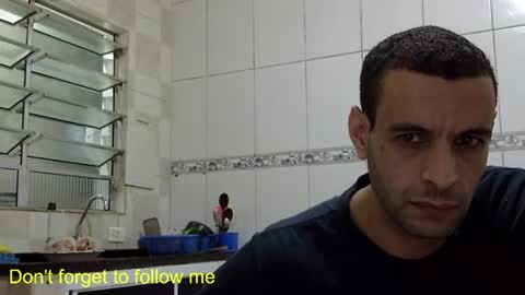 Snapshot of ronnispoto chatting on 02.15.25 ronny online show from 02.15.25