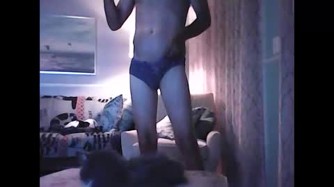 ronvlv online show from 10.06.25