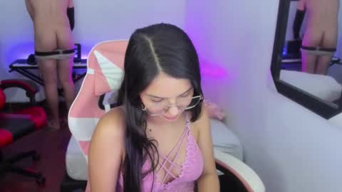 Snapshot of room_kitty chatting on 11.27.25 MIA AND PAUL online show from 11.27.25