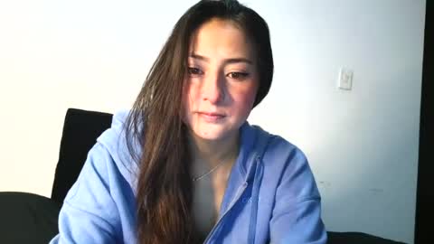 Snapshot of roosmery_ chatting on 07.17.26 roosmery_ online show from 07.17.26