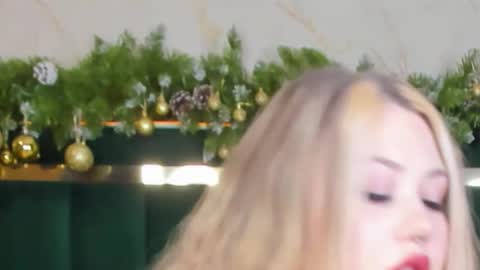 Chloe online show from 01.12.26